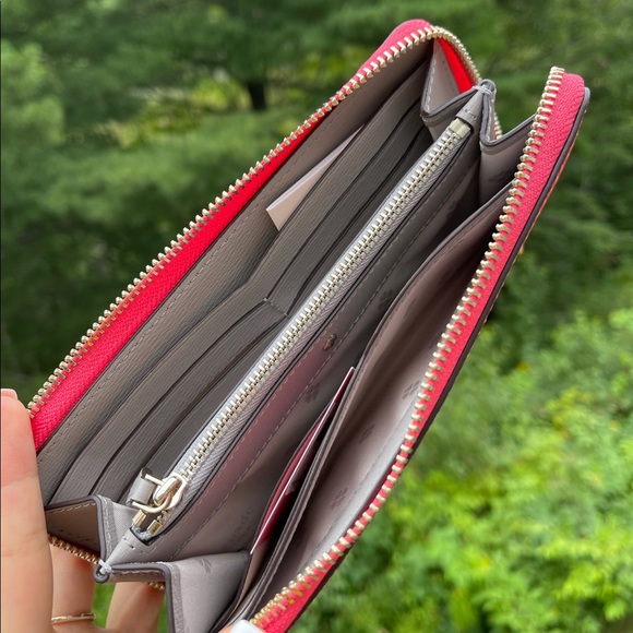 Kate Spade Margaux Zip Around Wallet Peach - Picture 4 of 8